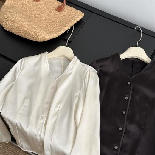 三醋酸不规则龟裂纹新中式系列衬衫，上身一眼贵。 商品图4