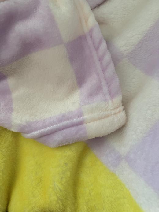 【品牌福利来袭】法国Smiley棋盘格笑脸盖毯！礼品袋包装🎁乔迁新婚送礼!简直不要太体面！人手几条❗️风靡全球53年｜ 商品图3