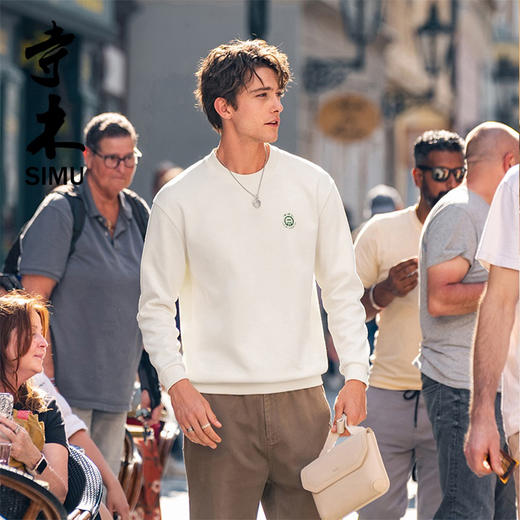 香港寺木秋季卫衣 上身大牌感  不压身高 拉长腿型 显瘦显高  薄款卫衣可穿到13° -23° 商品图2