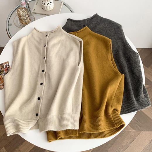 GYH 8297休闲简约纯色立领单排扣开衫马甲针织叠穿上衣 商品图0