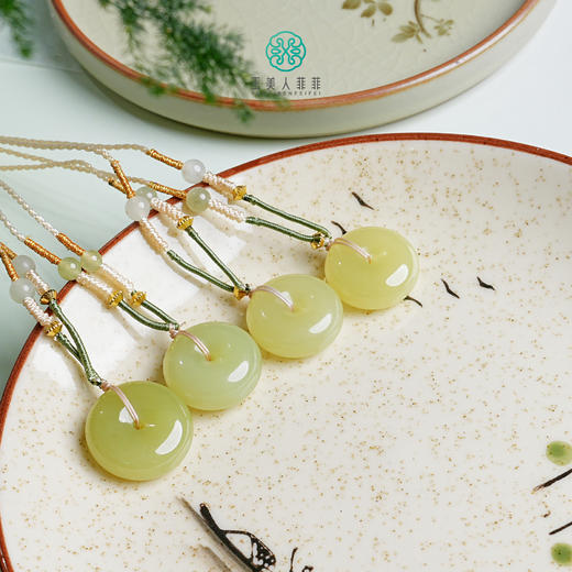 和田玉平安扣吊坠约19mm 商品图0