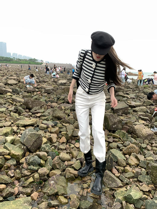 Read Nameless /黑白条纹小香针织外套（山茶花可卸） 2025/10/11 商品图12