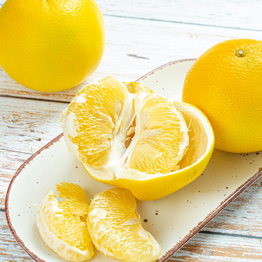 【黄金葡萄柚】这不是柚子，是能喝的‘阳光黄金罐’~    来自水果界的‘液体黄金’，一口喝下整个秋天！“VC界的‘隐形炸弹’，吃它等于敷10张面膜！” 商品图0