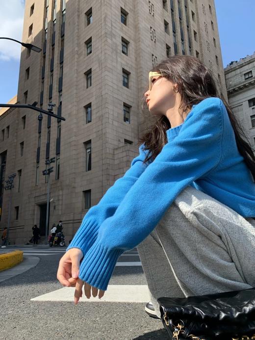 多瑙河蓝软糯慵懒显白毛衣 商品图9