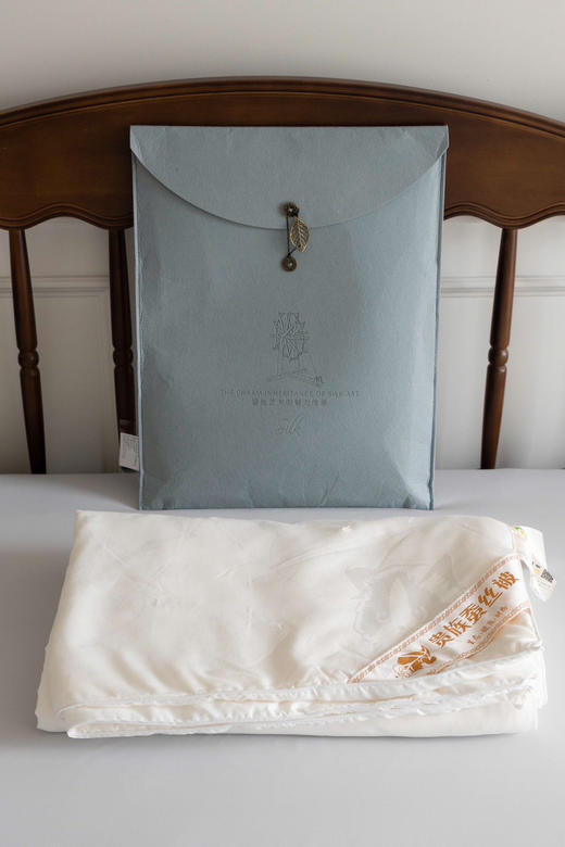 【🇫🇷Cenmir森米尔钻石绒提花蚕丝被】
✅100%填充有机柞蚕丝，全程有机溯源，不染色，0化学成分 商品图2