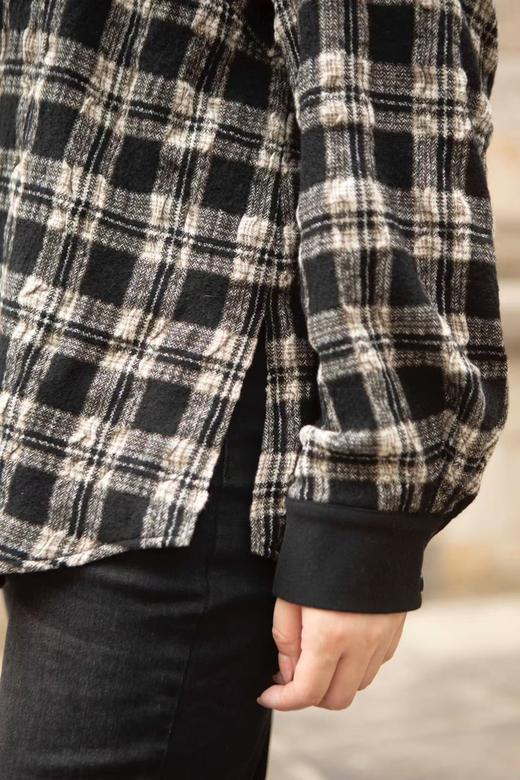 一周内发货！【重磅💥绵羊毛衬衫，可当外套穿】勿机洗！！高质感！内加里布，上身挺括有型，面料:60.3%棉羊毛🐑，39.7%棉；配布：67%聚酯纤维，29%粘纤，4%氨纶 商品图7