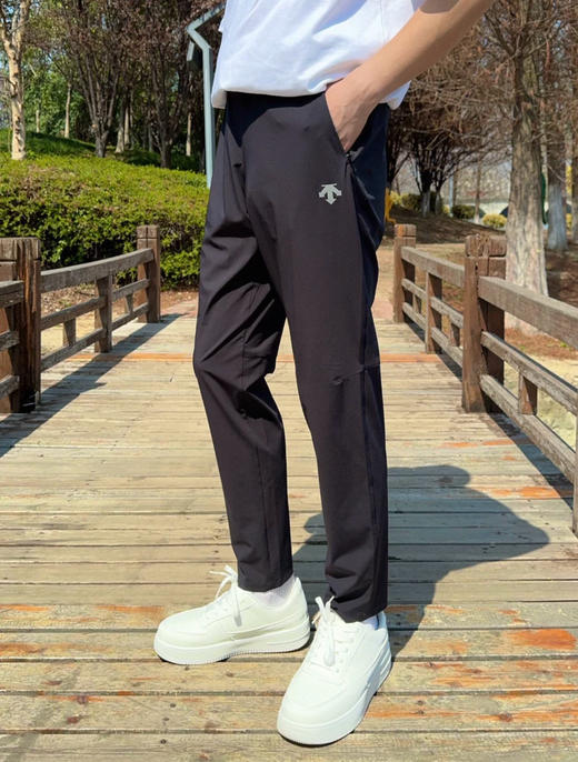 毒家！秋冬款，加绒款，des箭头家RUNNING系列男士跑步梭织运动长裤   反光梭织裤 商品图3