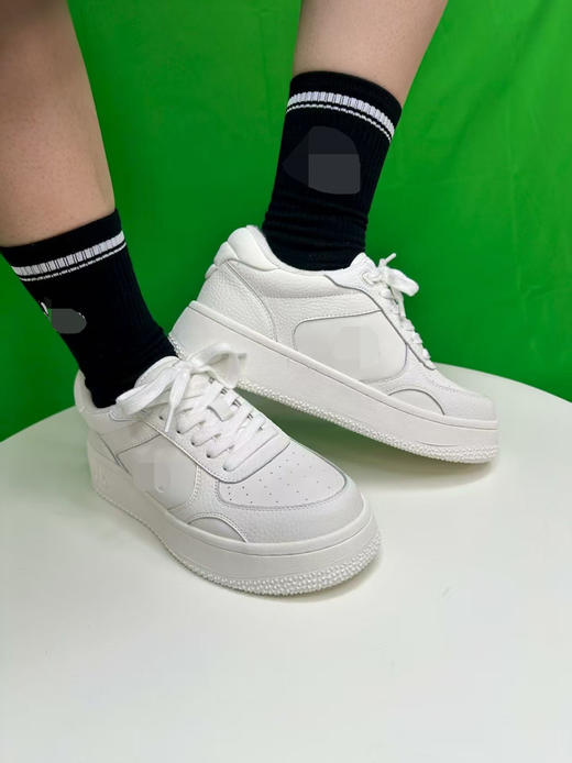 1010-3 渠道货 炒鸡好穿 ALO情侣款 空军厚底板鞋 全皮系带休闲鞋 5cm厚底 跟脚回弹 准码 商品图11