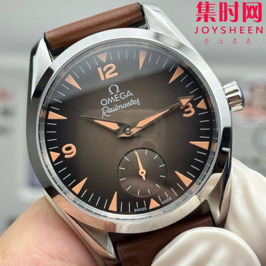 欧米茄 OMEGA 两针半 Railmaster 铁霸两针半系列 男士腕表 商品图3