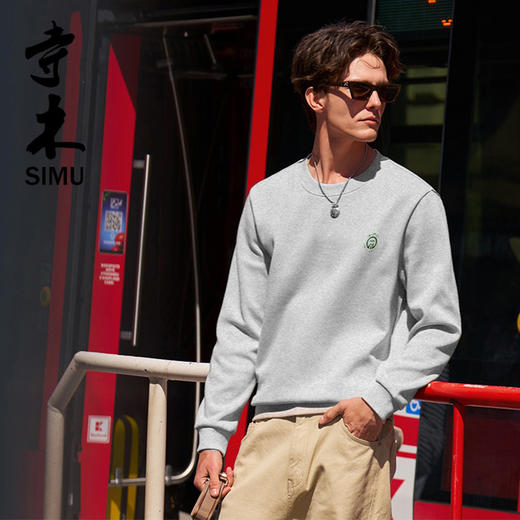 香港寺木秋季卫衣 上身大牌感  不压身高 拉长腿型 显瘦显高  薄款卫衣可穿到13° -23° 商品图7