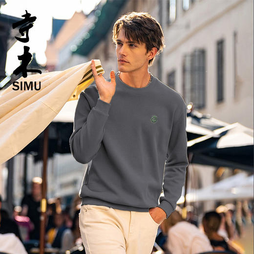 香港寺木秋季卫衣 上身大牌感  不压身高 拉长腿型 显瘦显高  薄款卫衣可穿到13° -23° 商品图4