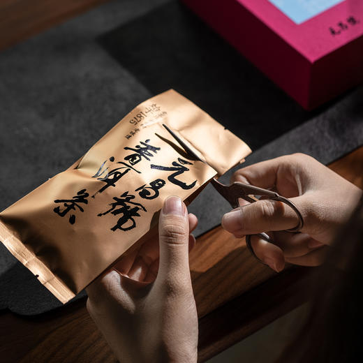 【元昌号】十二茶山风味大单株古树老曼峨品鉴装7克/盒 商品图2