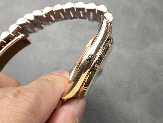 NOOB official➕星期日志型40MM：匠心复刻，致敬劳力士经典传奇，当经典腕表的魅力跨越时空，NOOB以极致匠心重塑传奇 整个手表基于正品original原版开模的m228235-0055❕ 商品图4