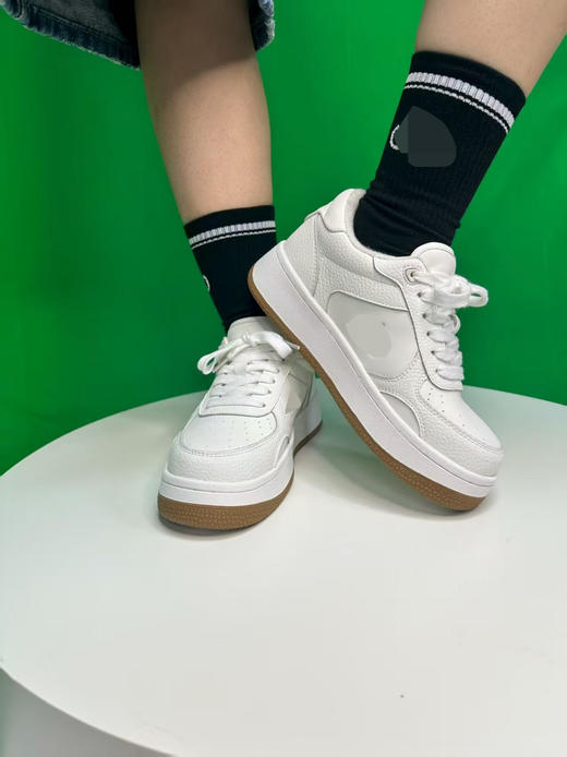 1010-3 渠道货 炒鸡好穿 ALO情侣款 空军厚底板鞋 全皮系带休闲鞋 5cm厚底 跟脚回弹 准码 商品图9