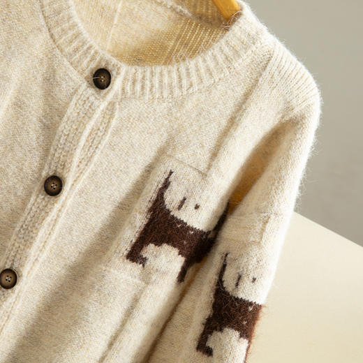 GYH C025-8170圆领毛衣宽松显瘦麻花针织开衫 商品图1