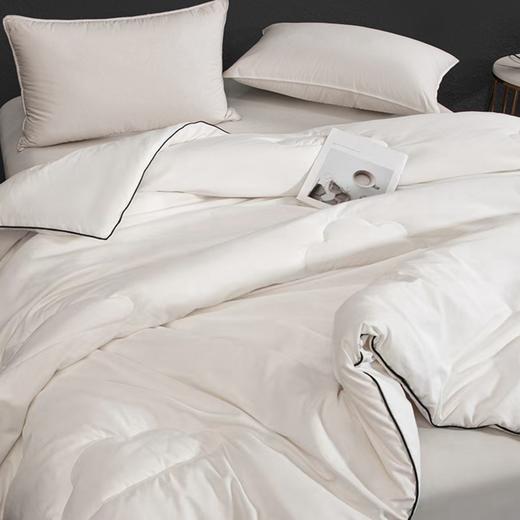 疯抢中！！【希尔顿联名款·澳洲羊毛被/“褪黑素”深睡助眠被】发热科技更保暖 亲肤舒适更健康 高档包装 商品图3