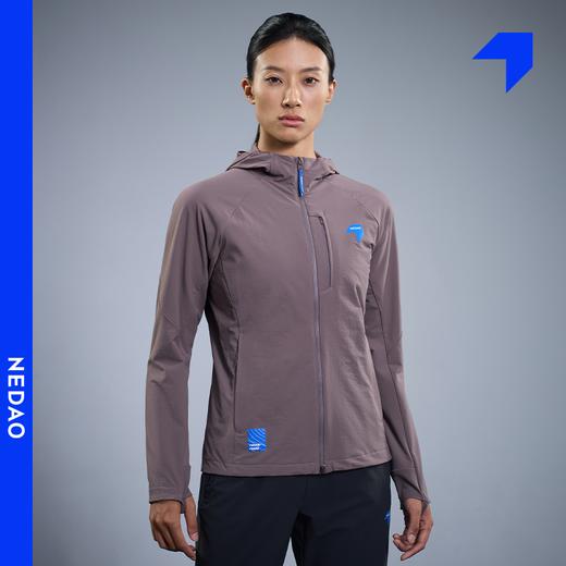 NEDAO内道新品云绒带帽软壳女防风保暖连帽跑步运动户外外套 商品图4