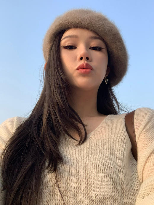 Read Nameless /无缝一体白色微透羊毛衫 2025/10/11 商品图6