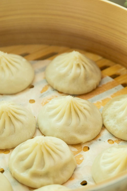 许老爹蟹黄汤包2.0版本🔥 ✅汤汁比之前更浓烈！ ✅云感般蟹黄肉馅量变多！ ✅开个小口汁水波涛汹涌！ 商品图2