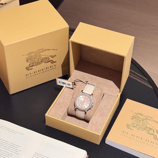 严选 | Burberry博柏利女士米色石英腕表BBY1700 商品图6