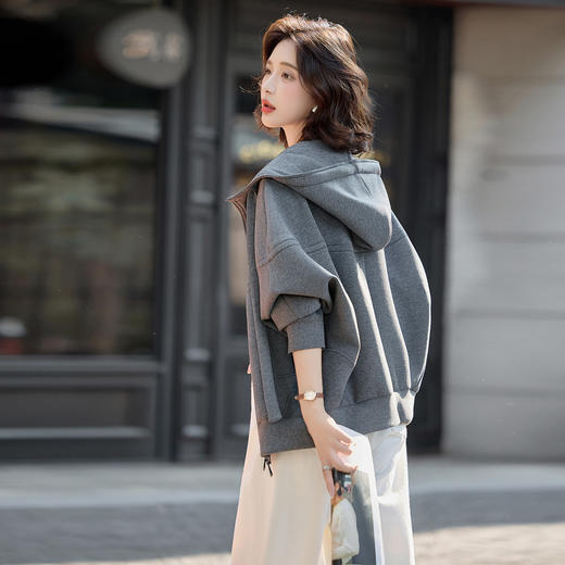 HR MEIQIN5705休闲短款外套连帽宽松夹克短款上衣 商品图1