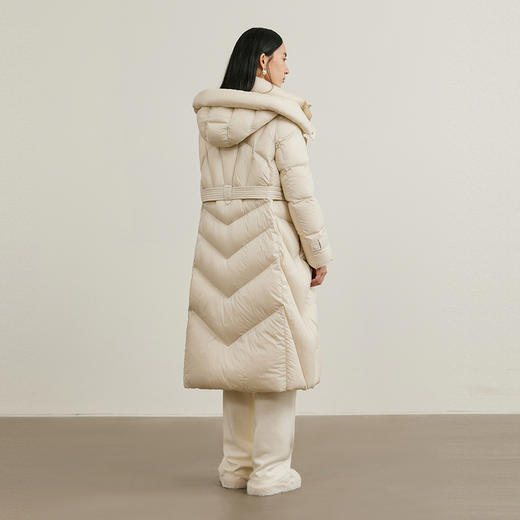NEELLY纳俪商场同款冬季新款保暖收腰长款连帽外套女白鸭绒羽绒服N25104L04593 商品图1
