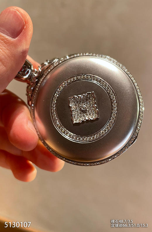 老坑艳绿大圆牌吊坠【5130107】具体价格微信咨询 商品图8