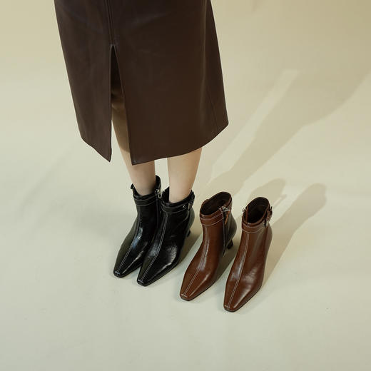 Westory2025年冬季小方头中跟微邹牛油皮复古老钱风短靴W25DS85391 商品图4