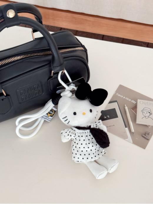 🌟【东大门爆款长短腿KT猫系列】😜 ✅ 东大门潮流设计，出口韩国热卖 ✅ 四款造型可选，🥬风格百变 ✅ 三合一实用属性（钥匙挂件 / 包包装饰 / 手机挂坠）💞 商品图5