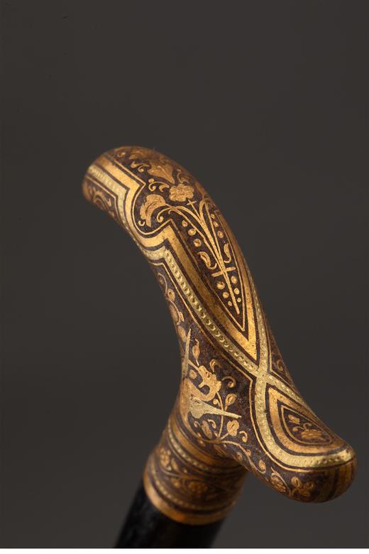 独角鹿西洋古董 1880-1910年代西班牙出品卷叶花卉纹饰托莱多钢镶嵌黄金杖柄硬木古董手杖 商品图4