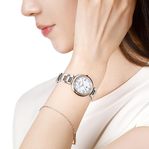 西铁城/CITIZEN光动能多局电波时尚女表ES9466-65W 商品图1