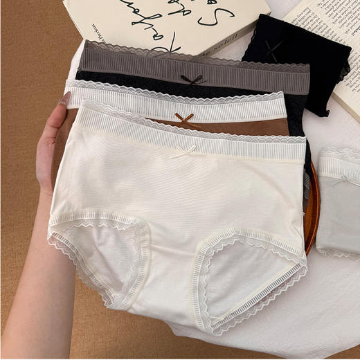 羊绒感~2025秋冬季法式蕾丝暖绒中腰内裤磨毛温暖内裤女士包臀高弹三角裤 商品图4