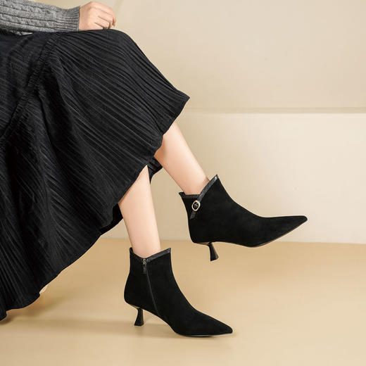 Westory2025年冬季尖头中跟羊京靴老钱风通勤百搭短靴S25DS85981 商品图1