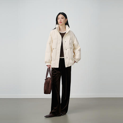 NEELLY纳俪2025秋冬新款简约运动感丝绒松紧腰直筒裤垂感长裤女N25104H05511 商品图3