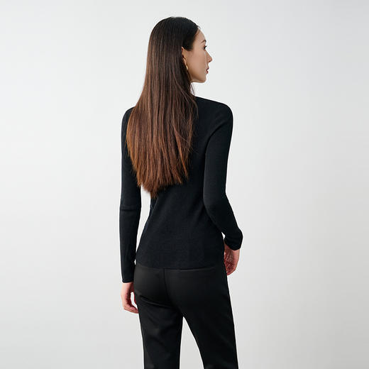 NEELLY纳俪商场同款冬季新款高级感灰色小立领羊毛打底衫针织衫女N25104A07701 商品图1