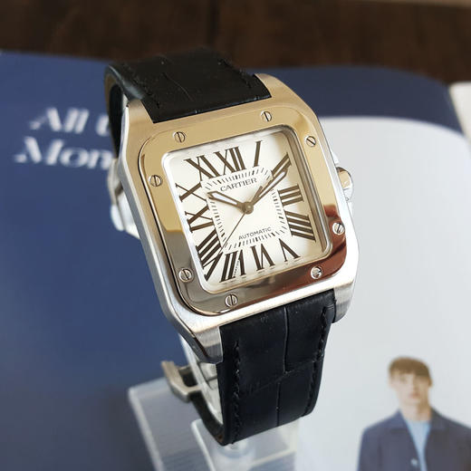 【95新】CARTIER 卡地亚山度士系列型号 W20106X8自动机械机芯35.6*44.2MM（中性款）031025TJ11 商品图2