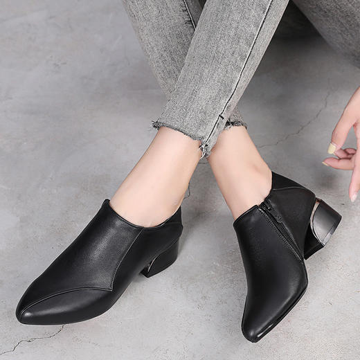丁摩 真皮单鞋秋季新款粗跟中跟大码女皮鞋尖头牛皮女鞋5ZF-2056 商品图3