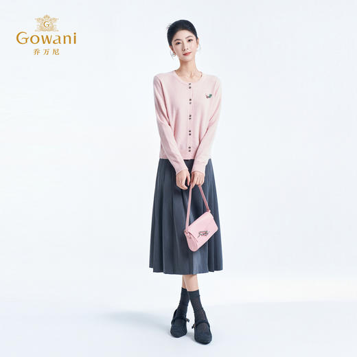 【100%山羊绒】乔万尼2025冬减龄圆领短款时尚针织开衫ED4M822 商品图3