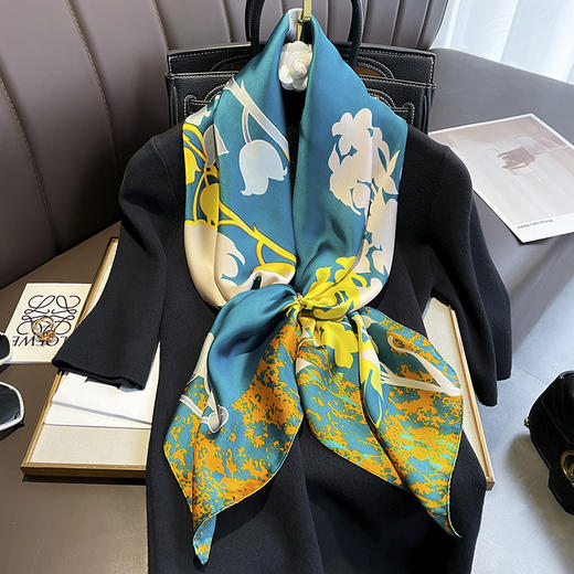 时尚轻奢90cm仿真丝丝巾日韩简约条纹大方巾ins风多功能披肩围巾春秋丝巾围巾 商品图12