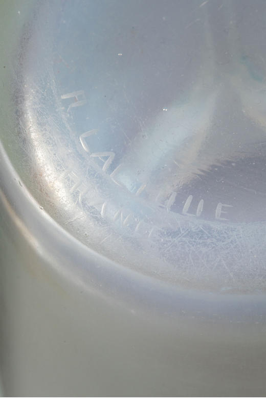 独角鹿西洋古董 1924年法国水晶工坊莱俪LALIQUE设计出品「CEYLAN 鹦鹉」主题蓝色欧泊水晶花瓶 商品图5