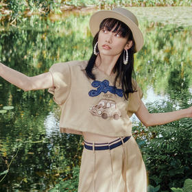 谜底短款上衣女2024夏季新品复古绣花圆领泡泡袖T恤短袖242MS0595