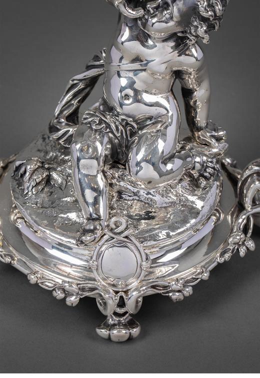 独角鹿西洋古董 1860年代法国顶级银器工坊昆庭签名出品小海神特里同造型铜镀银嵌水晶果盘 商品图4