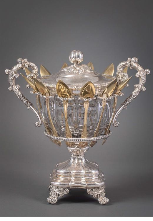 独角鹿西洋古董 1850年代法国出品涡卷藤蔓纹饰纯银精雕水晶内胆冰激凌樽 商品图0