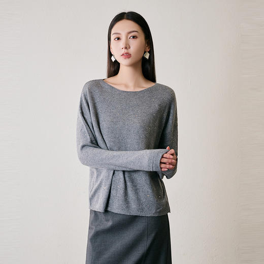 NEELLY纳俪商场同款冬季新款亲肤圆领针织衫女灰色内搭上衣毛衣N25104A06606 商品图3
