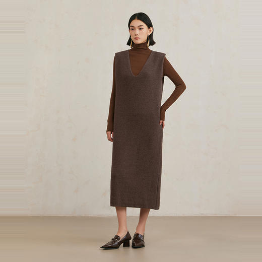 NEELLY纳俪商场同款冬季新款美拉德法式气质V领背心针织连衣裙女N25104Y04520 商品图2