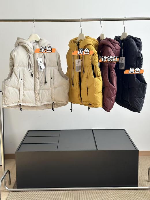 反季福利90鹅绒连帽马甲轻 软 暖 时尚马甲 商品图11