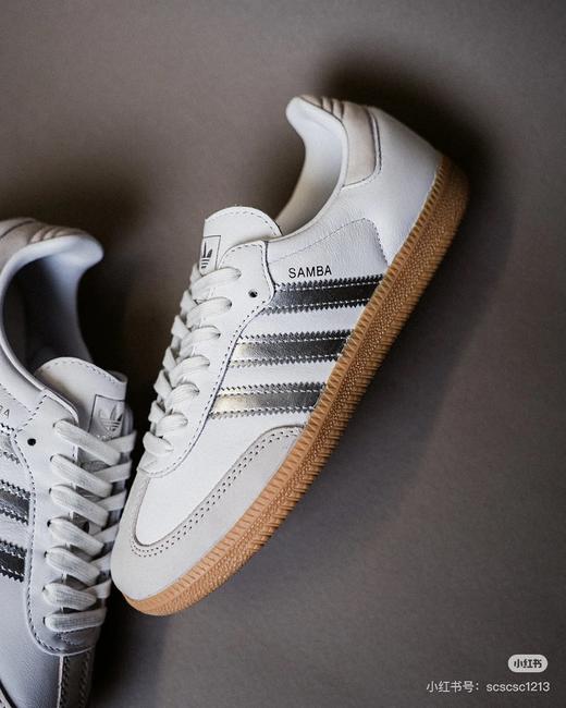 【云粉节】【9折 】6楼三叶草2025春款女德讯鞋JI2725吊牌价899惊爆价809 商品图0