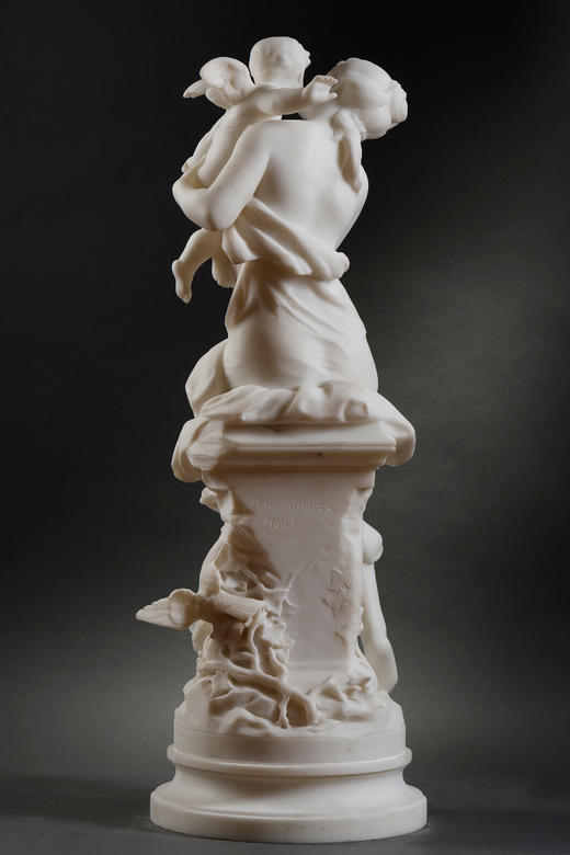独角鹿西洋古董1890年代法国著名雕塑家Math. Moreau签名创作人物主题卡拉拉大理石雕塑作品《维纳斯与丘比特》 商品图2