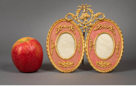 独角鹿西洋古董 19世纪末法国出品洛可可风格精雕铜鎏金小天使造型装饰粉色相框 商品图1