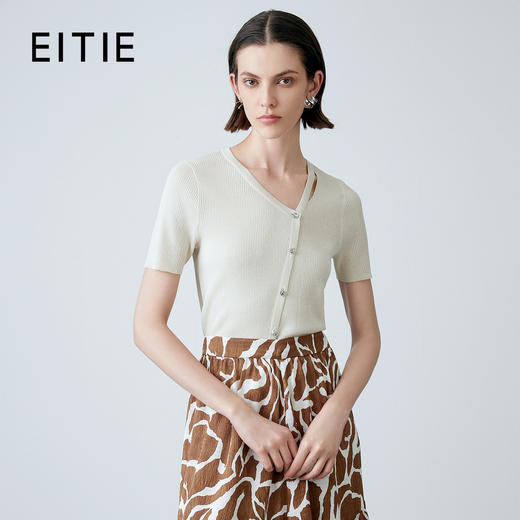 EITIE爱特爱夏季新款设计感镂空修身纯色显瘦舒适百搭短袖针织衫7801504 商品图1